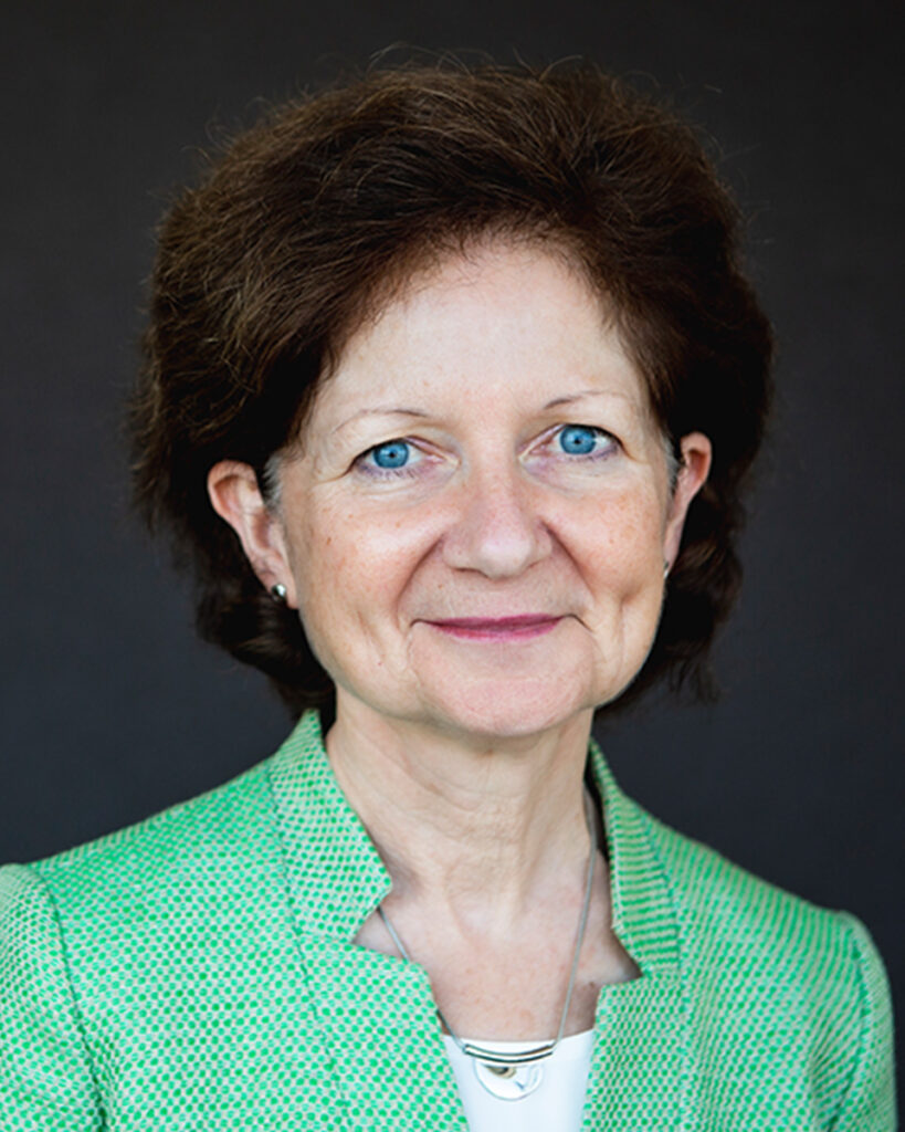 Headshot of Brenda Hemmelgarn