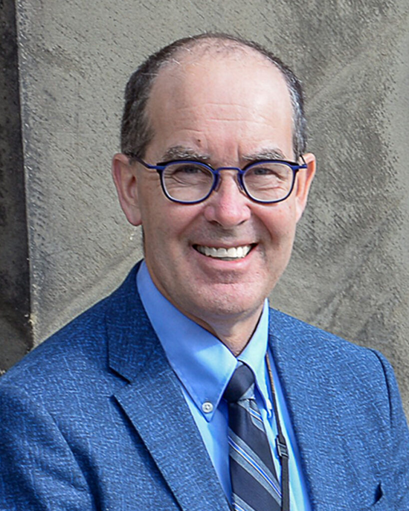 Headshot of David Anderson